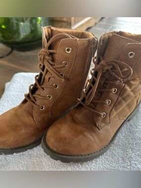 The Children's Place Brown Quilted Lace-Up Kids Boots